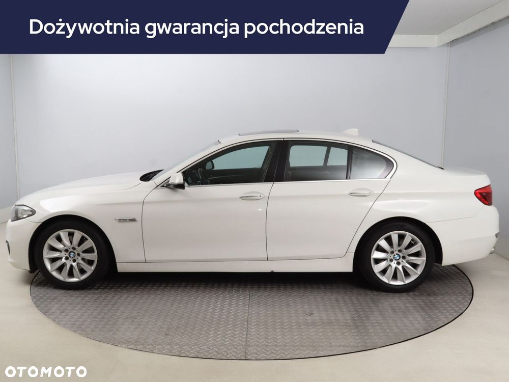 BMW 5 2016 photo 3