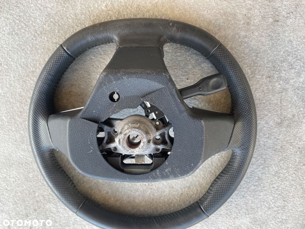 KIEROWNICA TOYOTA AURIS 2011 ROK  MULTIFUNKCJA - 3