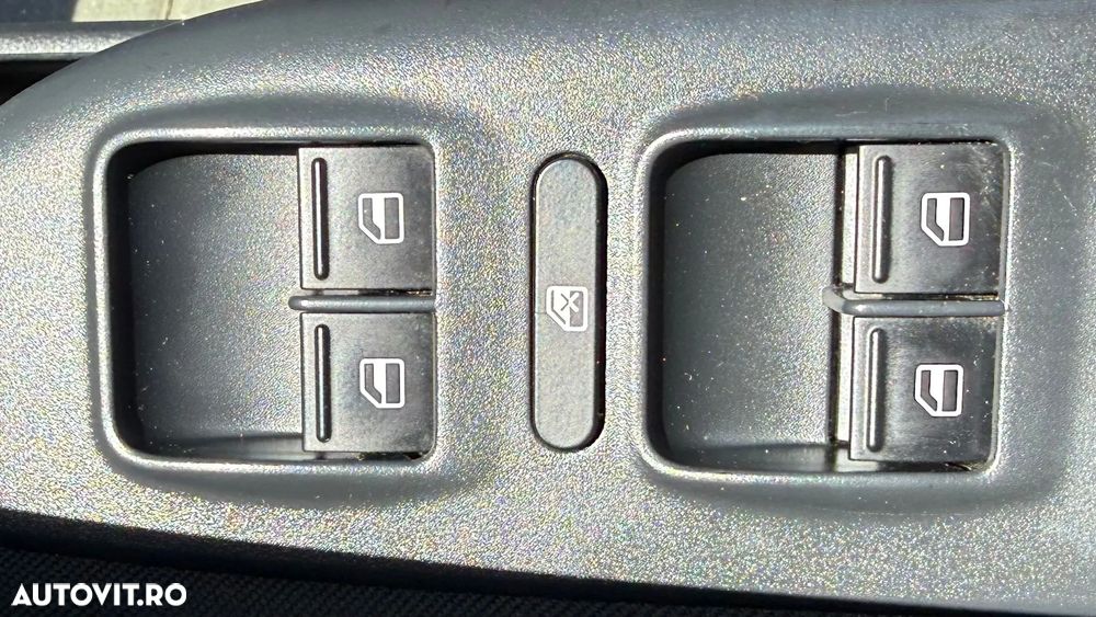 Skoda Octavia 2.0 TDI DPF Ambition - 10