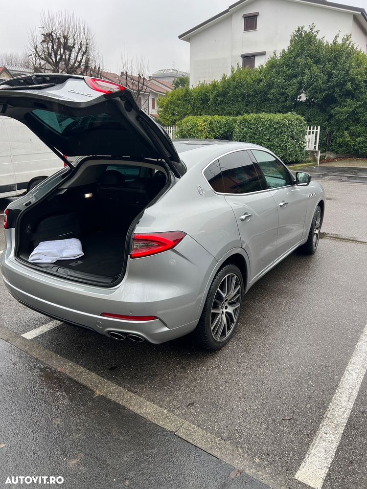 Maserati Levante Q4 GranSport - 9