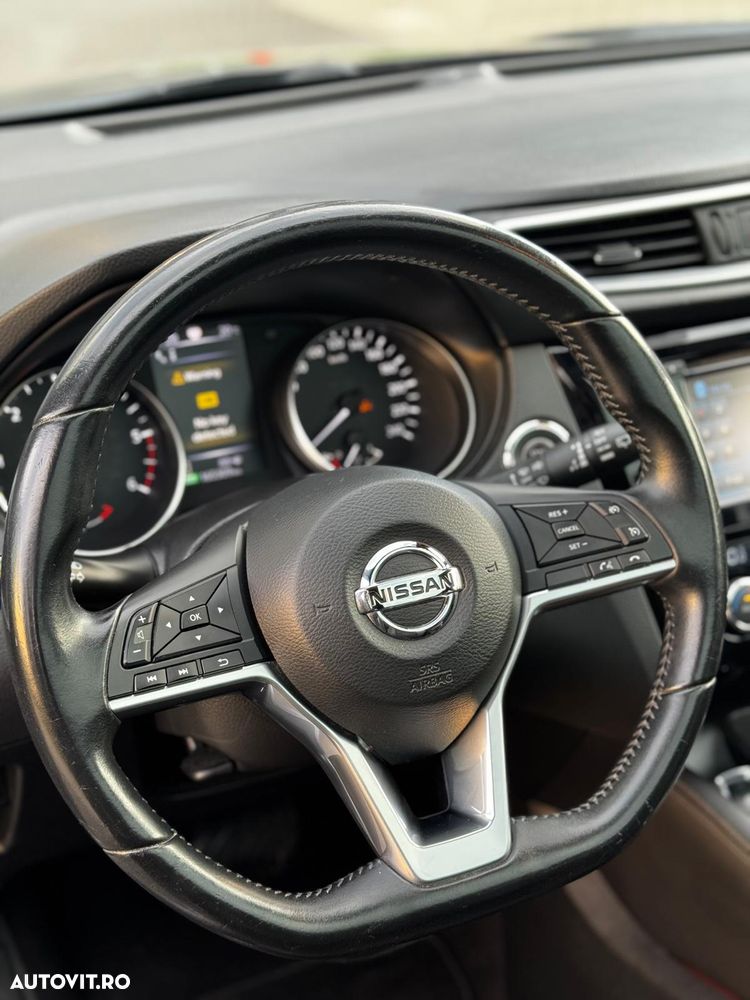 Nissan Qashqai 1.6 DCI Xtronic TEKNA+ - 13