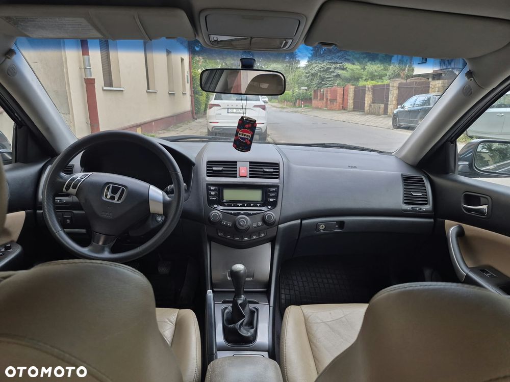 Honda Accord - 14
