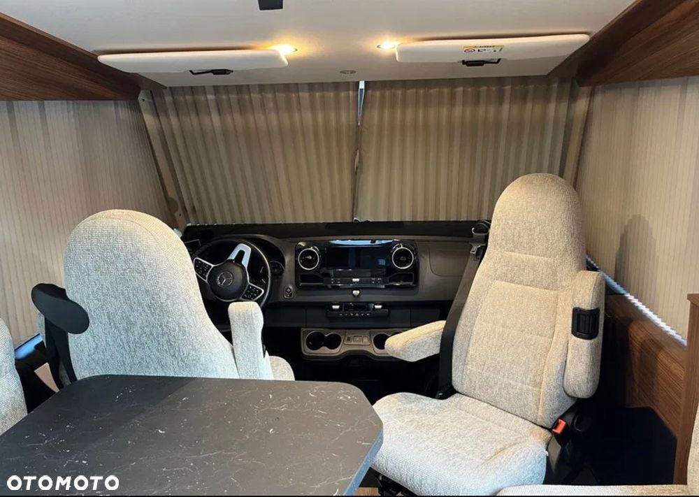 Mercedes-Benz Hymer - 8