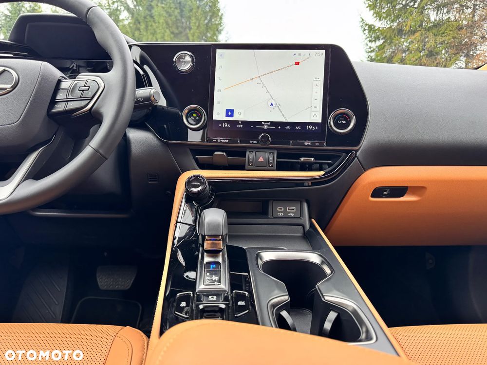 Lexus NX 350h Prestige 2WD - 14
