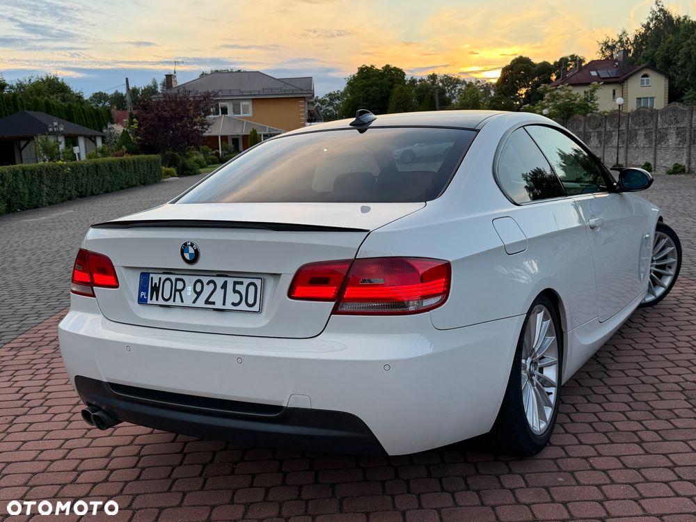 BMW Seria 3 330d M Sport Edition - 2