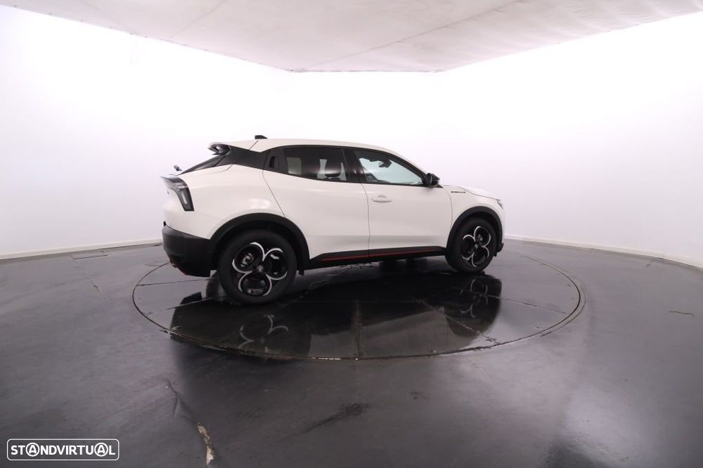 Alfa Romeo Junior 1.2 Speciale eDCT6 - 9