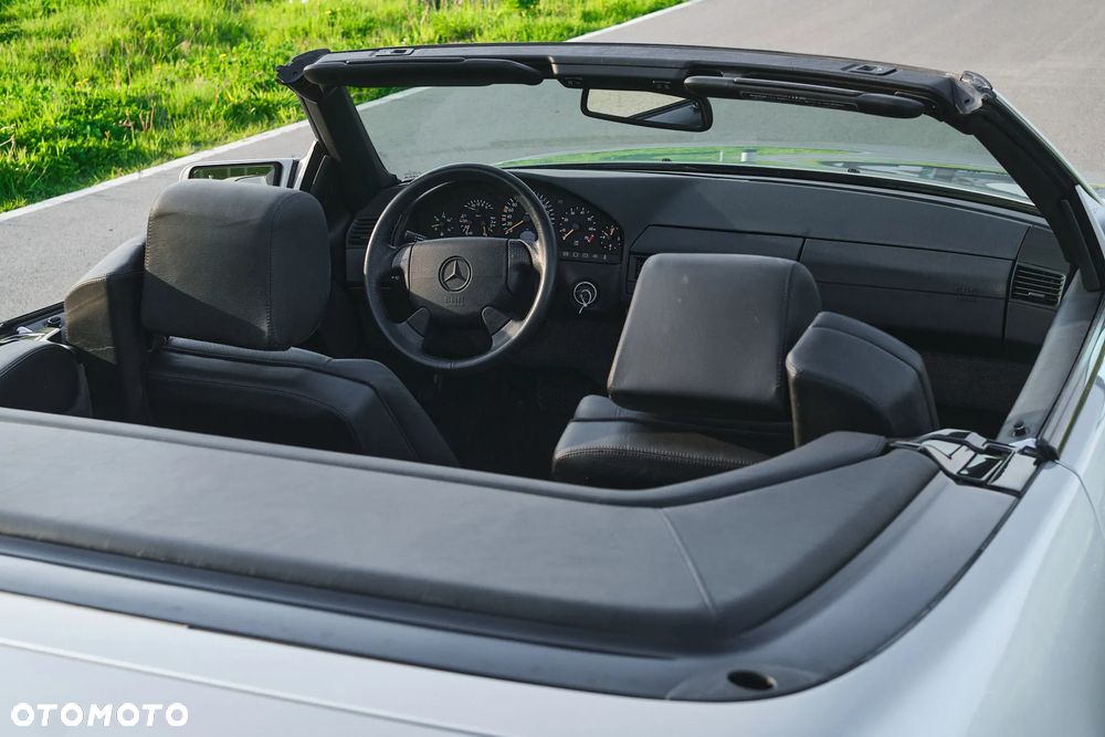 Mercedes-Benz SL 320 - 31