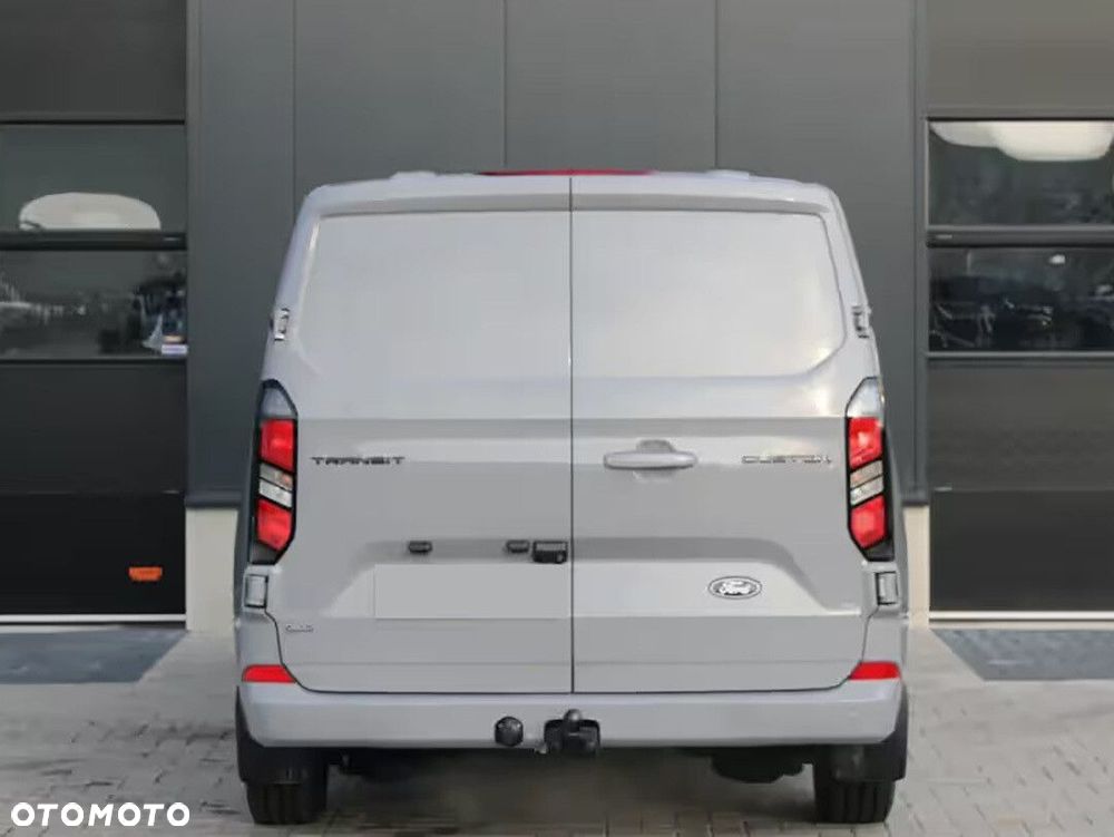 Ford transit-custom FORD TRANSIT CUSTOM VAN TREND L2 2.5 PHEV 232KM CVT FWD - 6