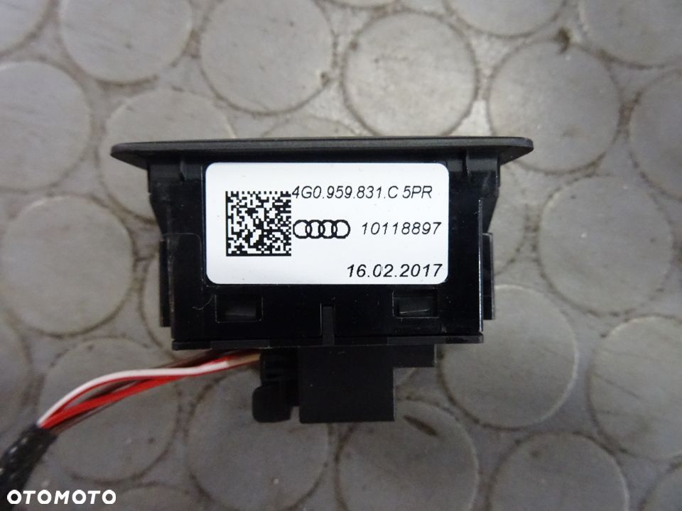 8W9827852A 4M0959107B zestaw klapy elektrycznej Audi A4 B9 kombi czesci - 4