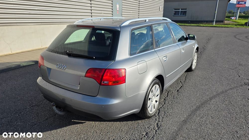 Audi A4 - 4
