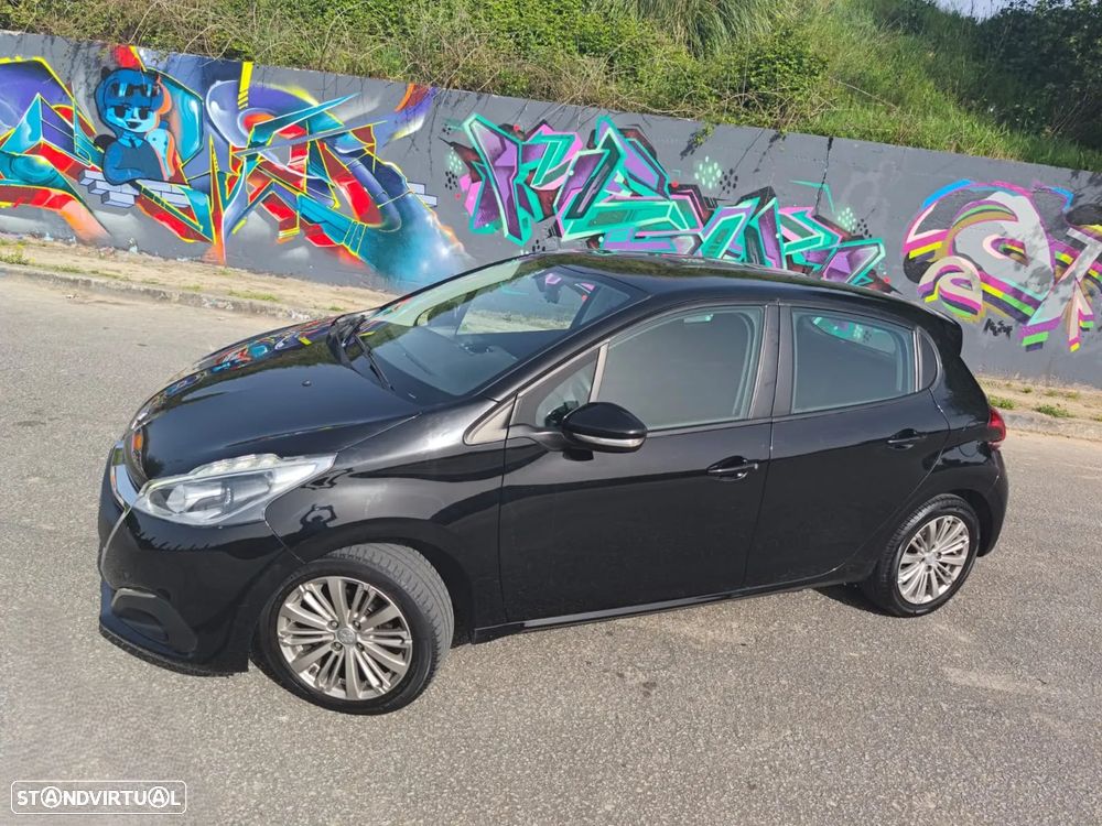 Peugeot 208 1.6 BlueHDi Style - 3