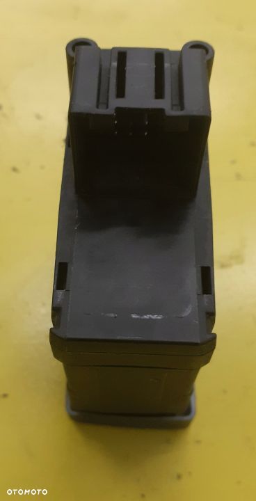 AUDI A4 B8 PRZYCISK HAMULCA RĘCZNEGO 8K2927225C - 4