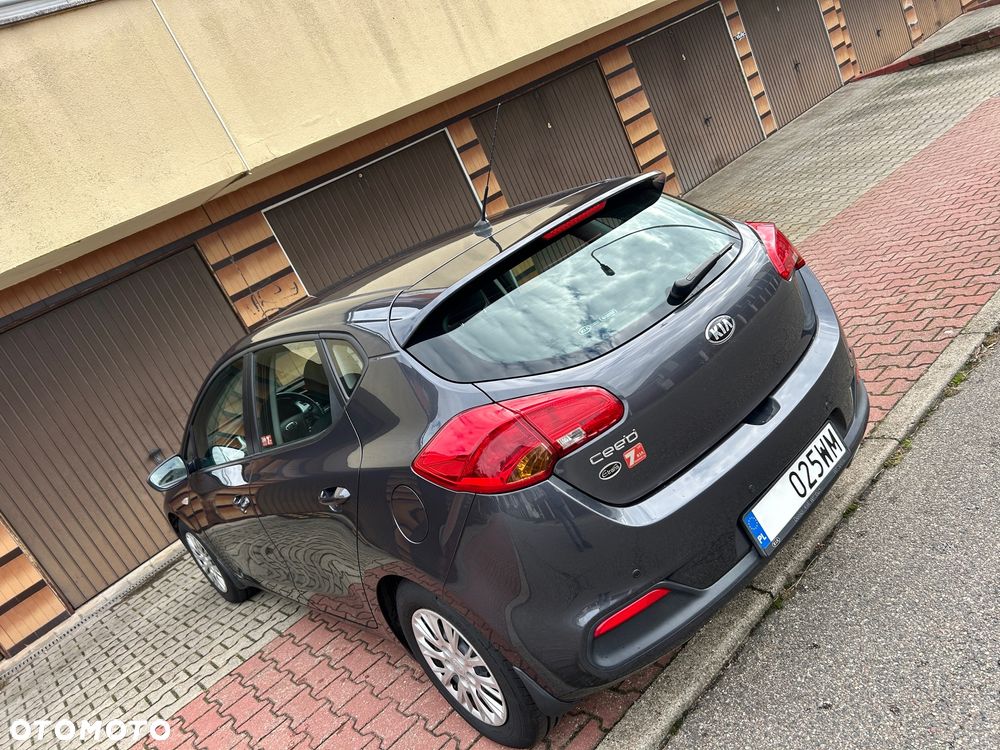 Kia Ceed - 5