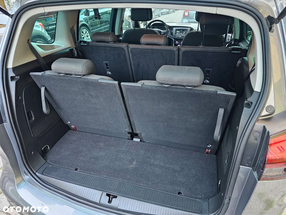 Opel Zafira - 14