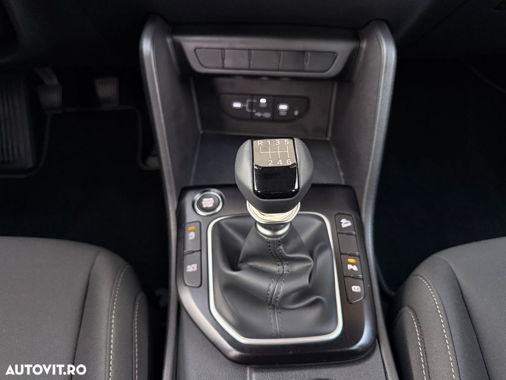 Kia Sportage 1.6 T-GDI 2WD Vision - 28