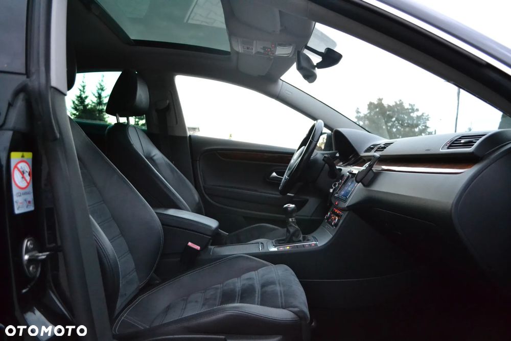 Volkswagen Passat CC 2.0 TSI - 30