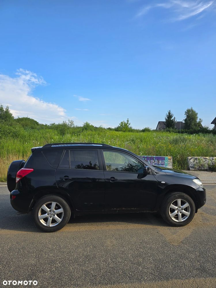 Toyota RAV4 2.0 VVT-i Prestige - 4