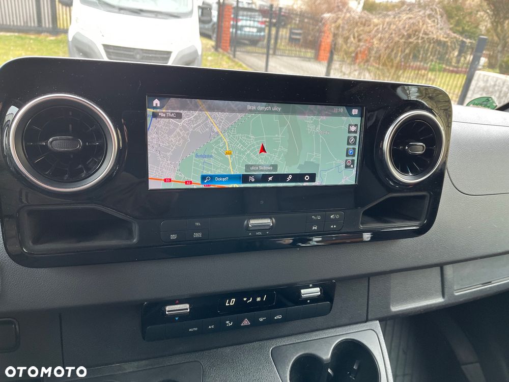 Mercedes-Benz SPRINTER - 13