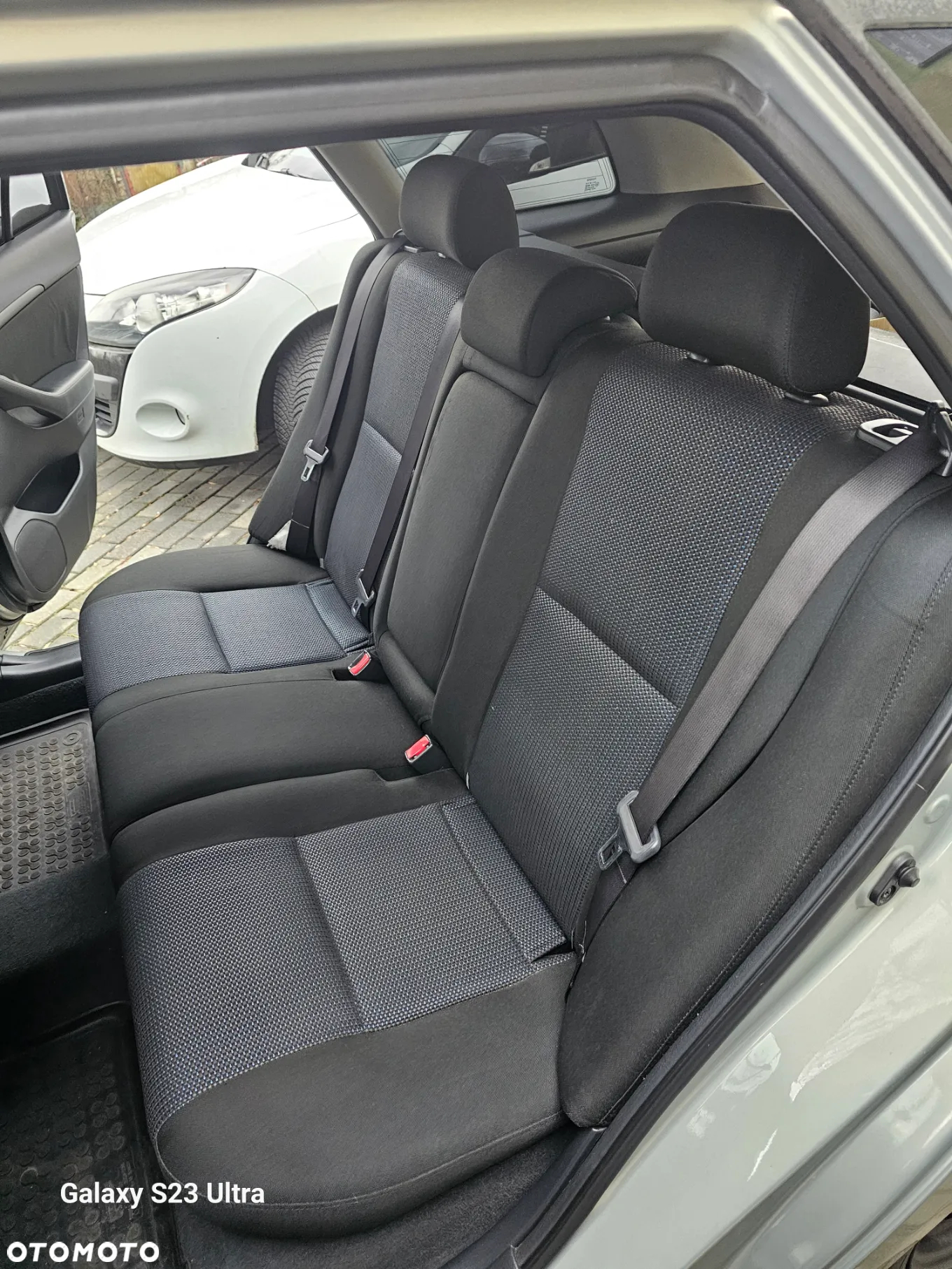 Toyota Avensis 2.0 VVT-i Sol plus - 16