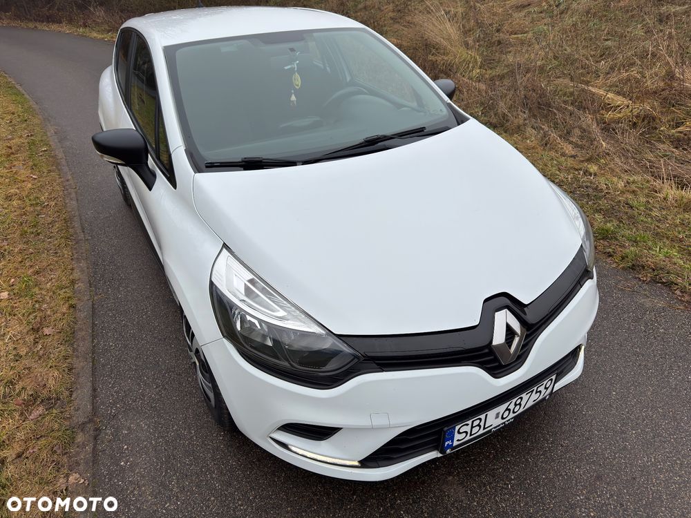 Renault Clio - 15
