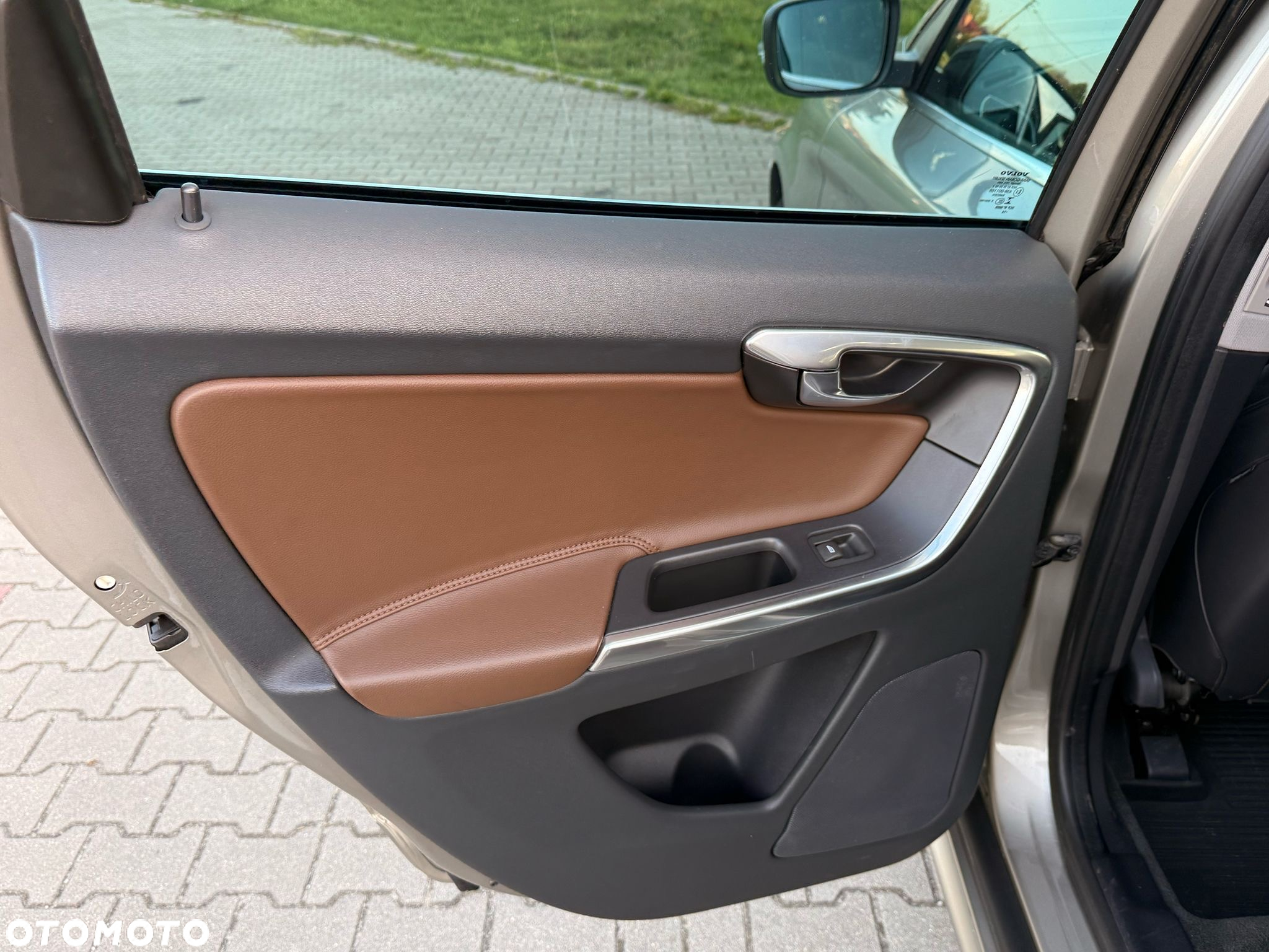 Volvo XC 60 D4 Drive-E Summum - 26