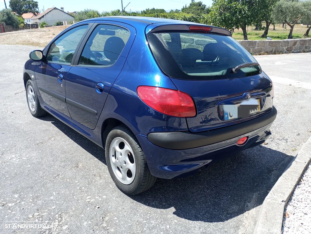 Peugeot 206 1.1 Color Line - 2