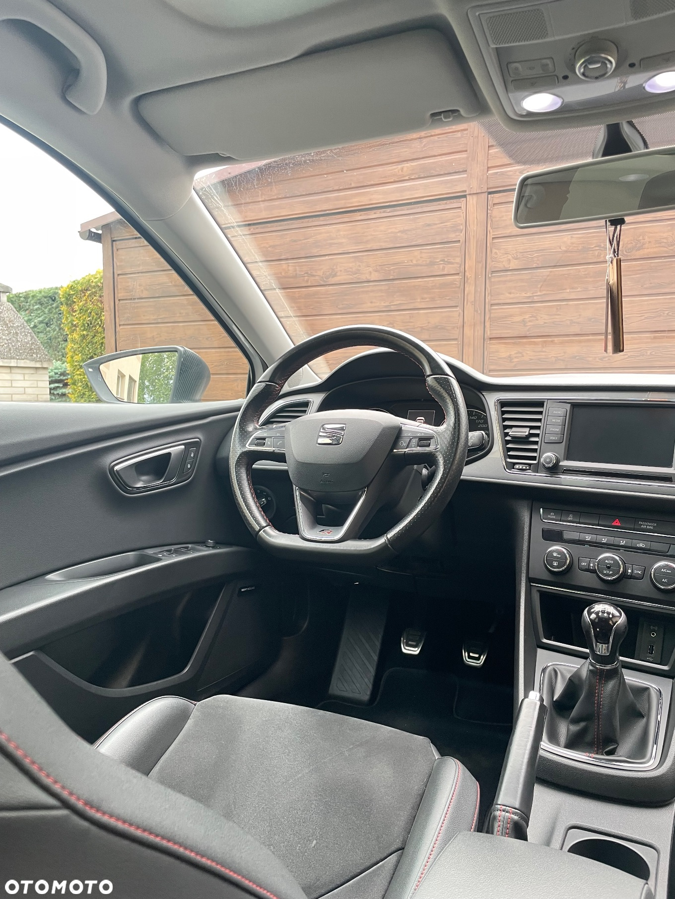 Seat Leon 2.0 TDI FR Black S&S - 14