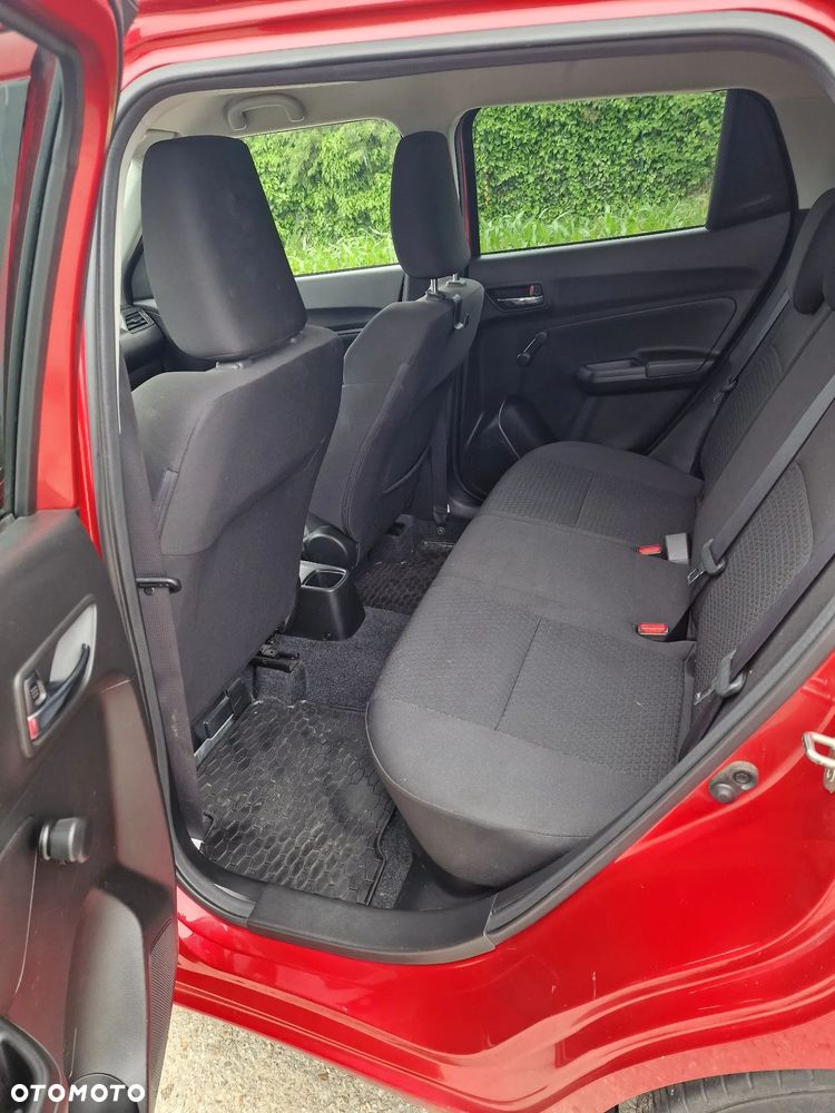 Suzuki Swift 1.2 Dualjet SHVS Premium Plus CVT - 15