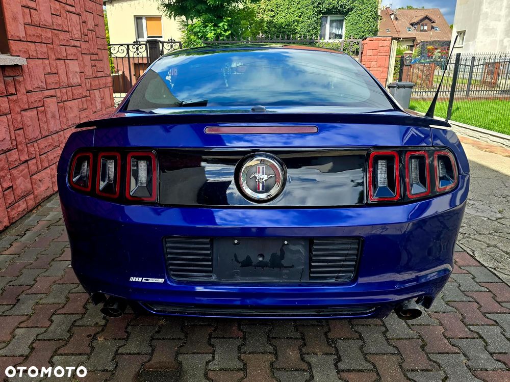 Ford Mustang - 5