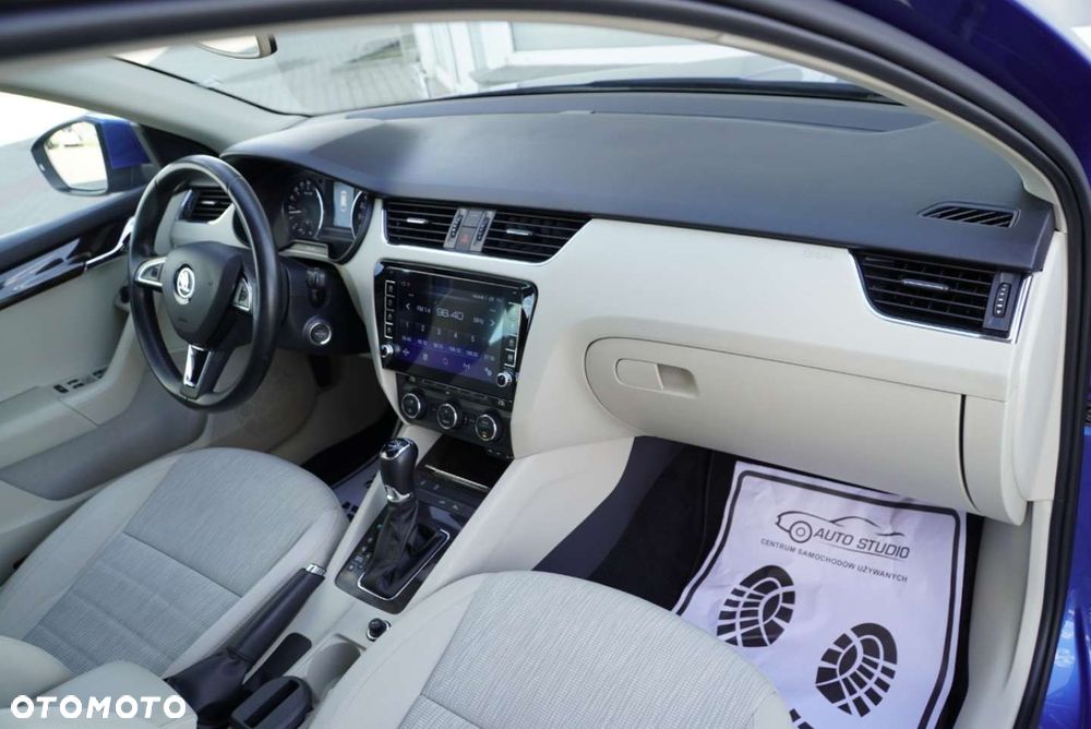 Skoda Octavia 2.0 TDI DSG Style - 12