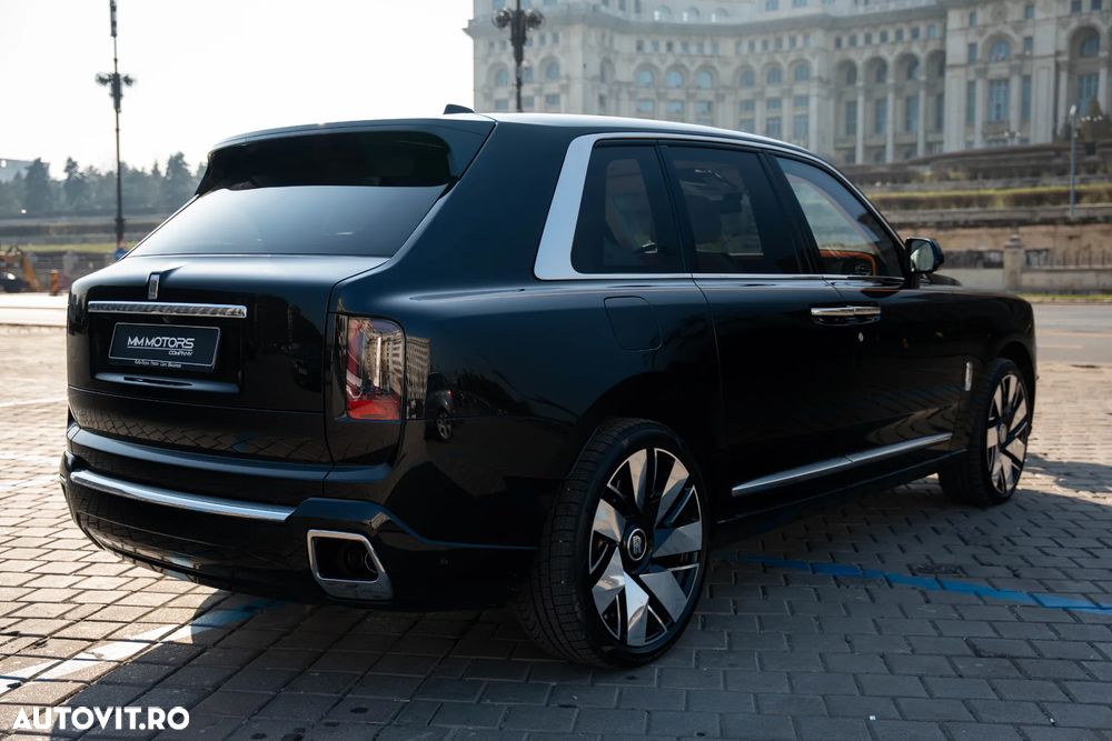 Rolls-Royce Cullinan Series II - 6