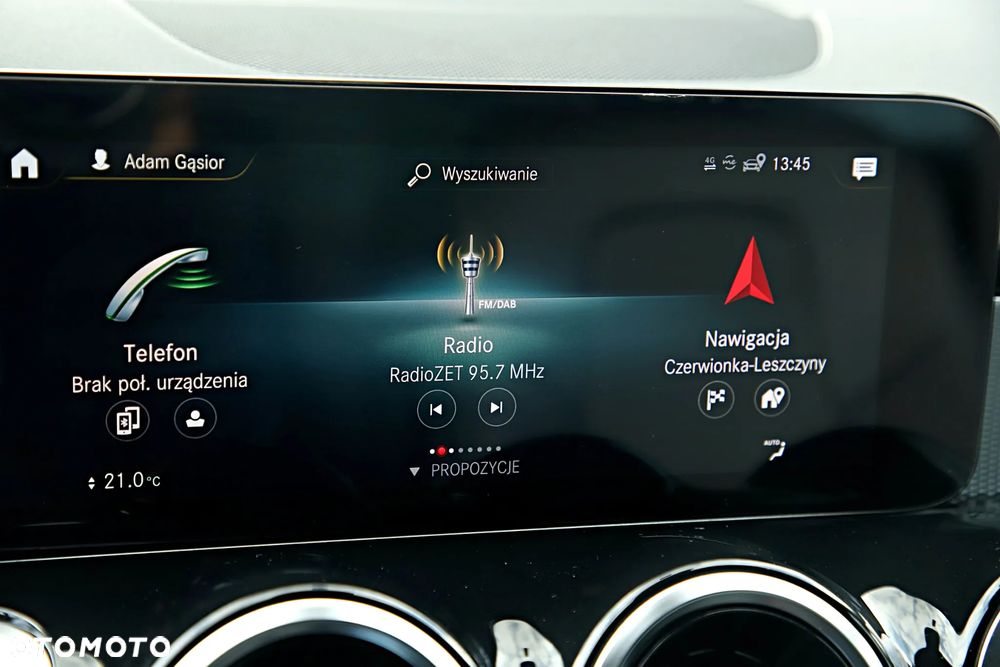 Mercedes-Benz GLB 200 7G-DCT - 32