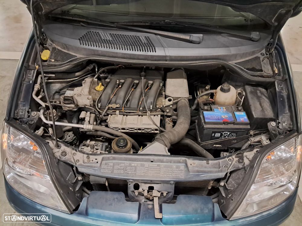Renault Scénic 1.4 16V Expression - 27