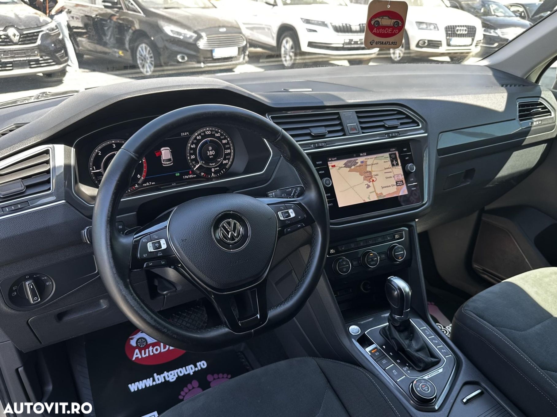 Volkswagen Tiguan - 5