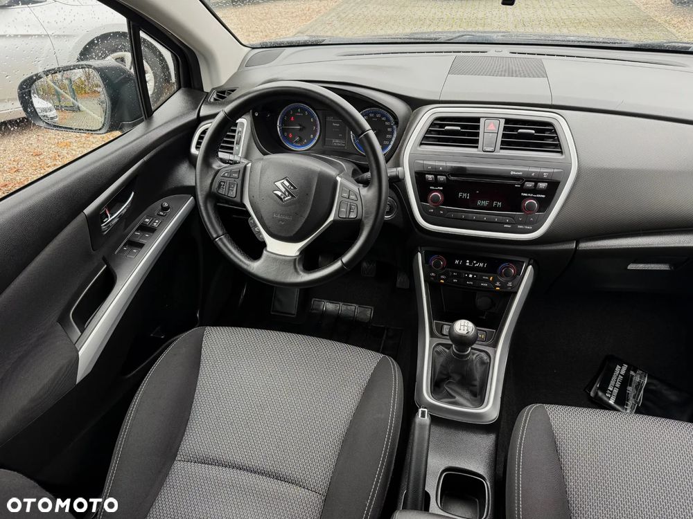 Suzuki SX4 S-Cross 1.6 Premium Plus - 11
