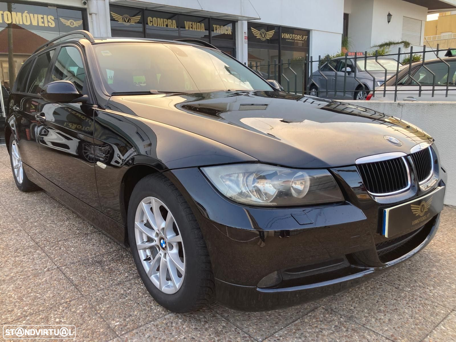 BMW 318 d Touring - 10