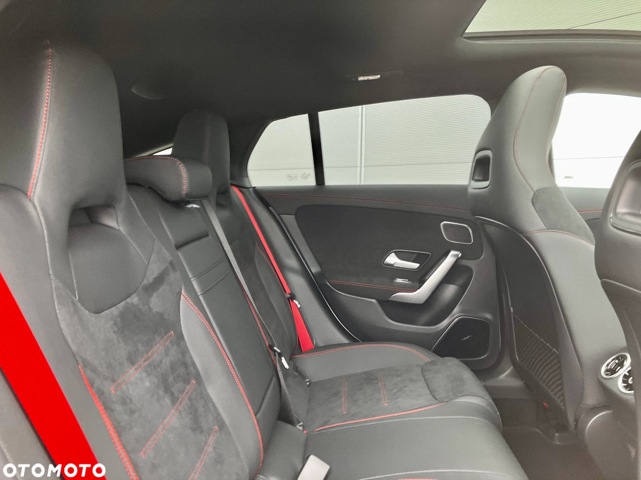Mercedes-Benz CLA AMG 35 4-Matic 7G-DCT - 6
