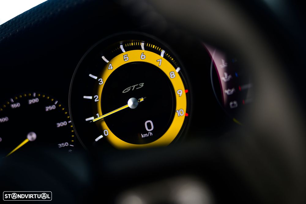 Porsche 911 (992) GT3 Touring Package - 20