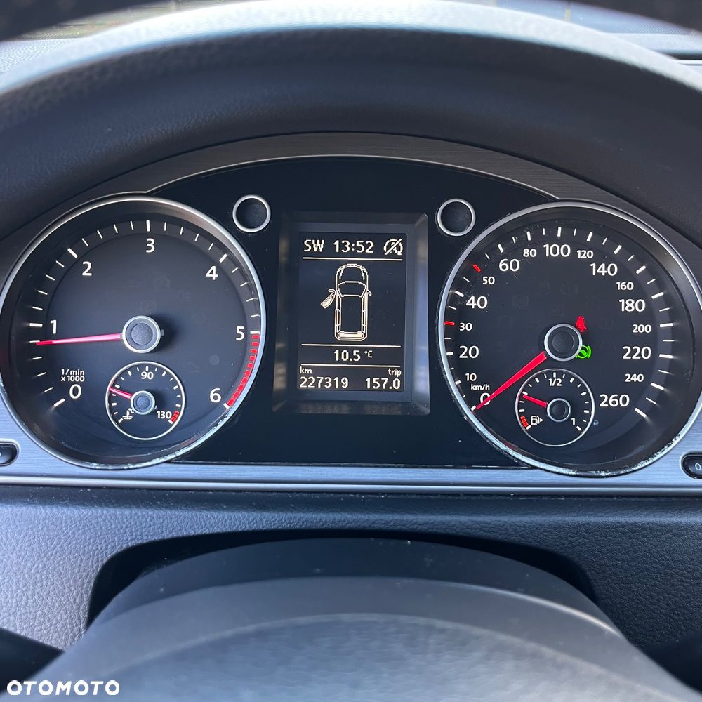 Volkswagen Passat Variant 2.0 TDI DPF DSG Highline - 5