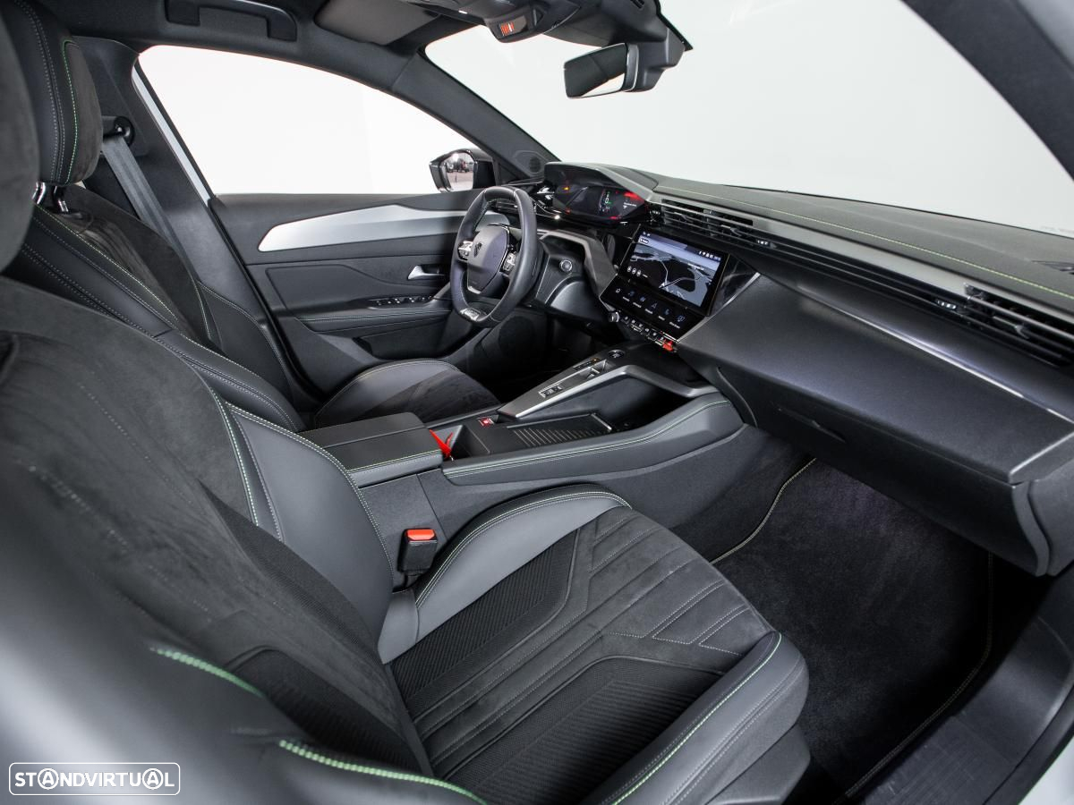 Peugeot 408 Plug-In Hybrid 225 e-EAT8 GT - 9