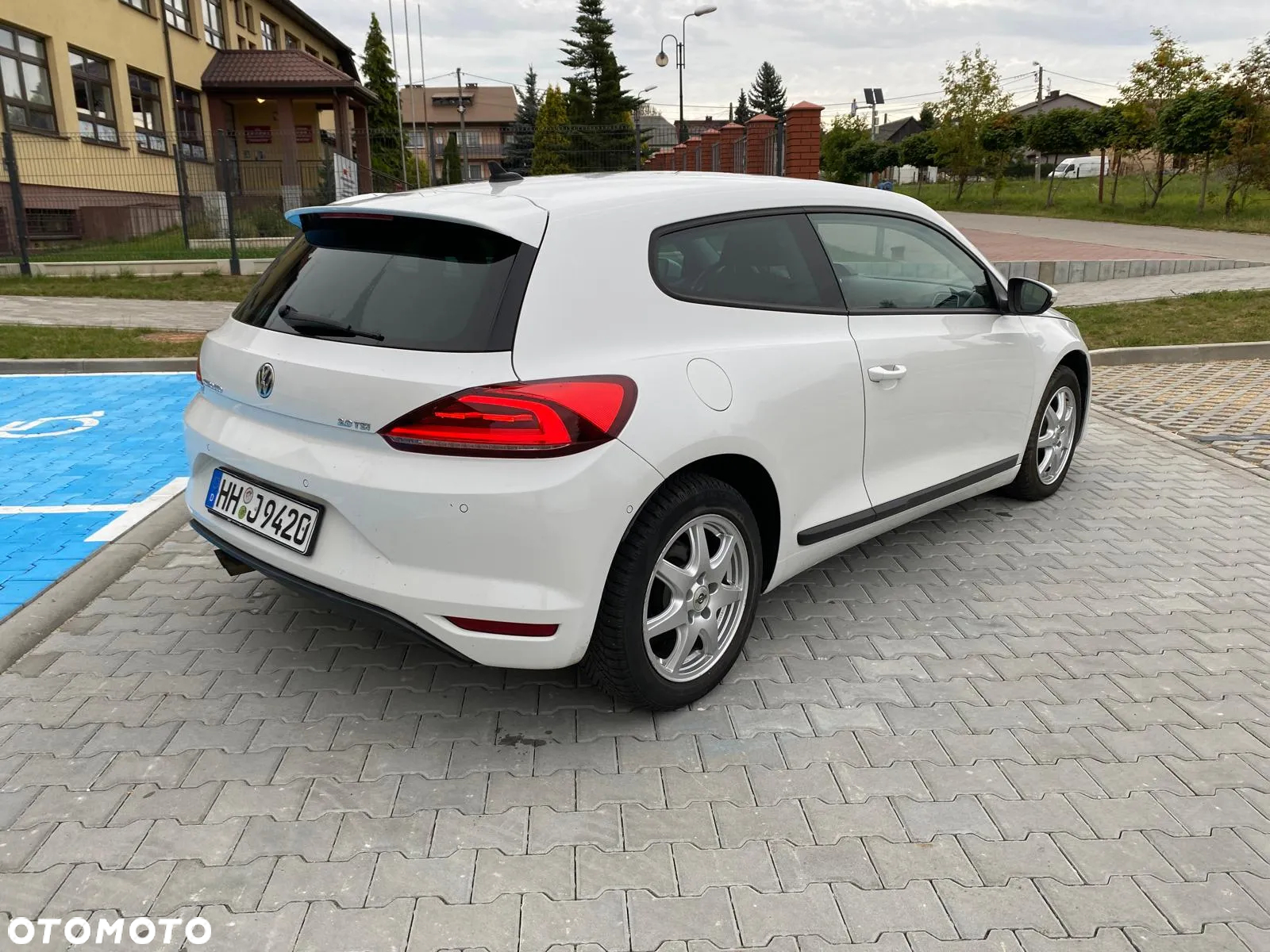 Volkswagen Scirocco 2.0 TSI (BlueMotion Technology) - 4
