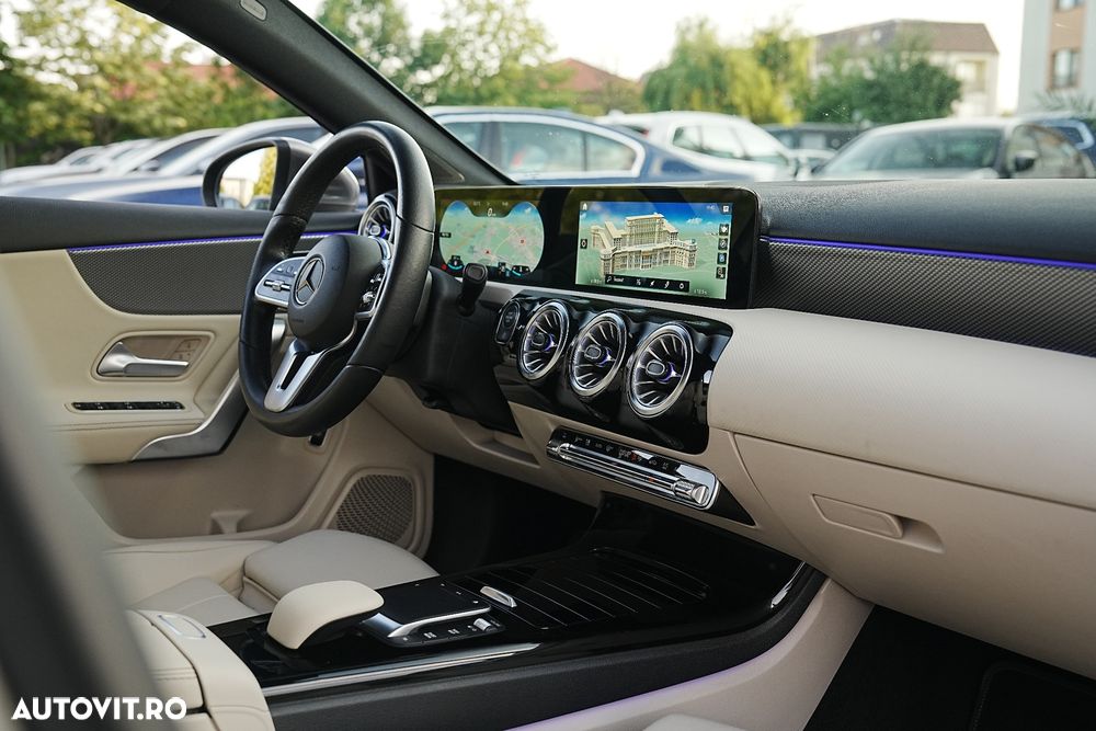 Mercedes-Benz A 200 d Sedan 8G-DCT Style - 12