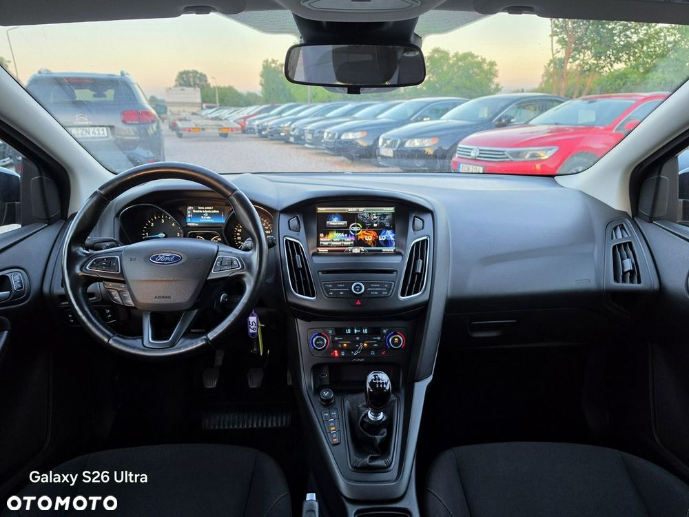 Ford Focus - 34