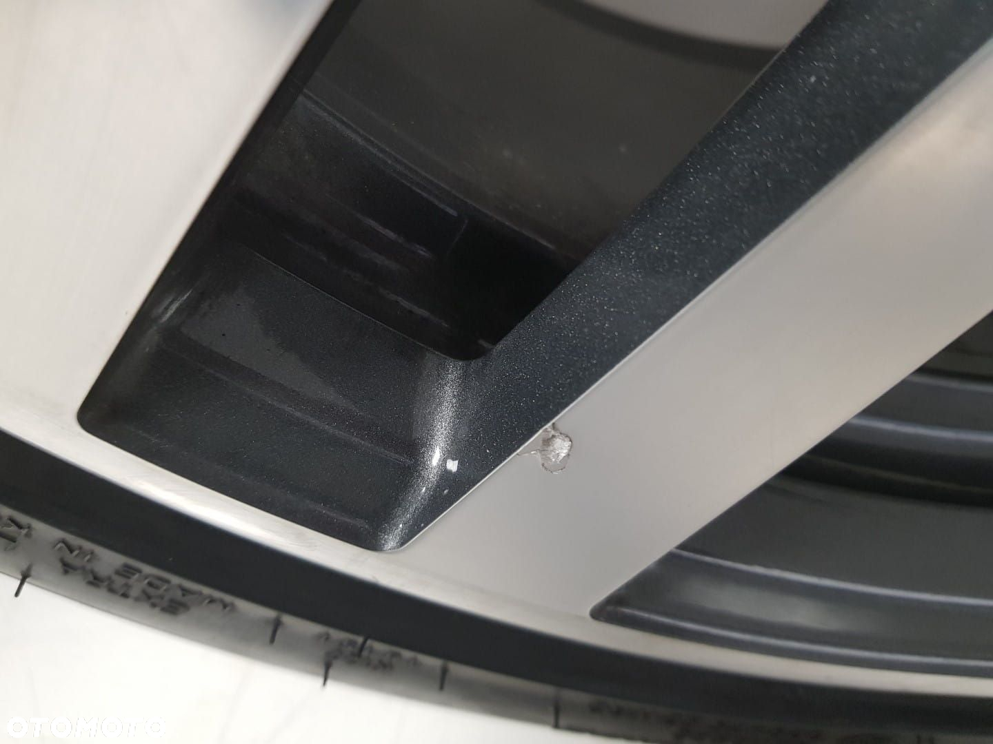 KOŁA ALUFELGI FELGI ALUMINIOWE AUDI A3 TT GOLF 6 7 8 T-ROC ORYGINAL 245/35/19 9x19 5x112 ET 52 57.1 - 4