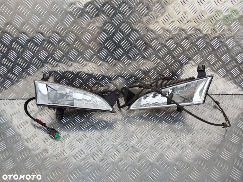 HALOGEN HALOGENY LAMPY ATRAPY SCANIA NTG - 1