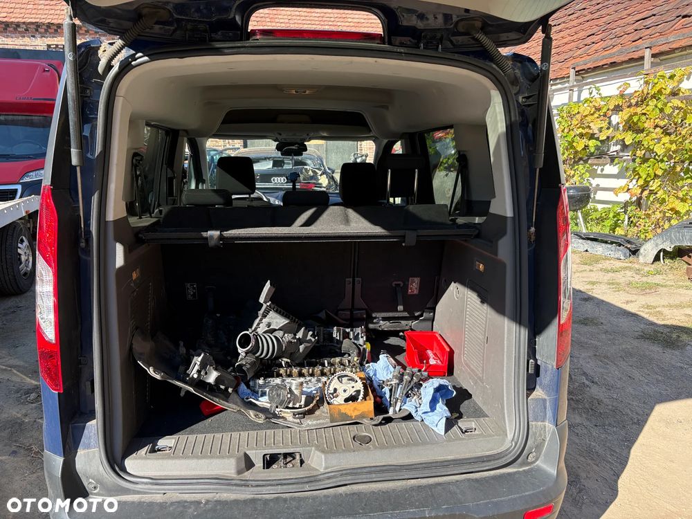 Ford Transit Connect - 9