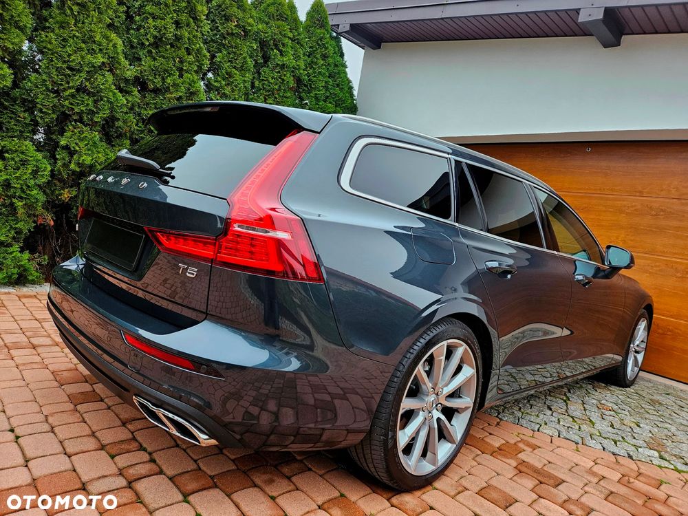 Volvo V60 T5 Geartronic Momentum Pro - 14