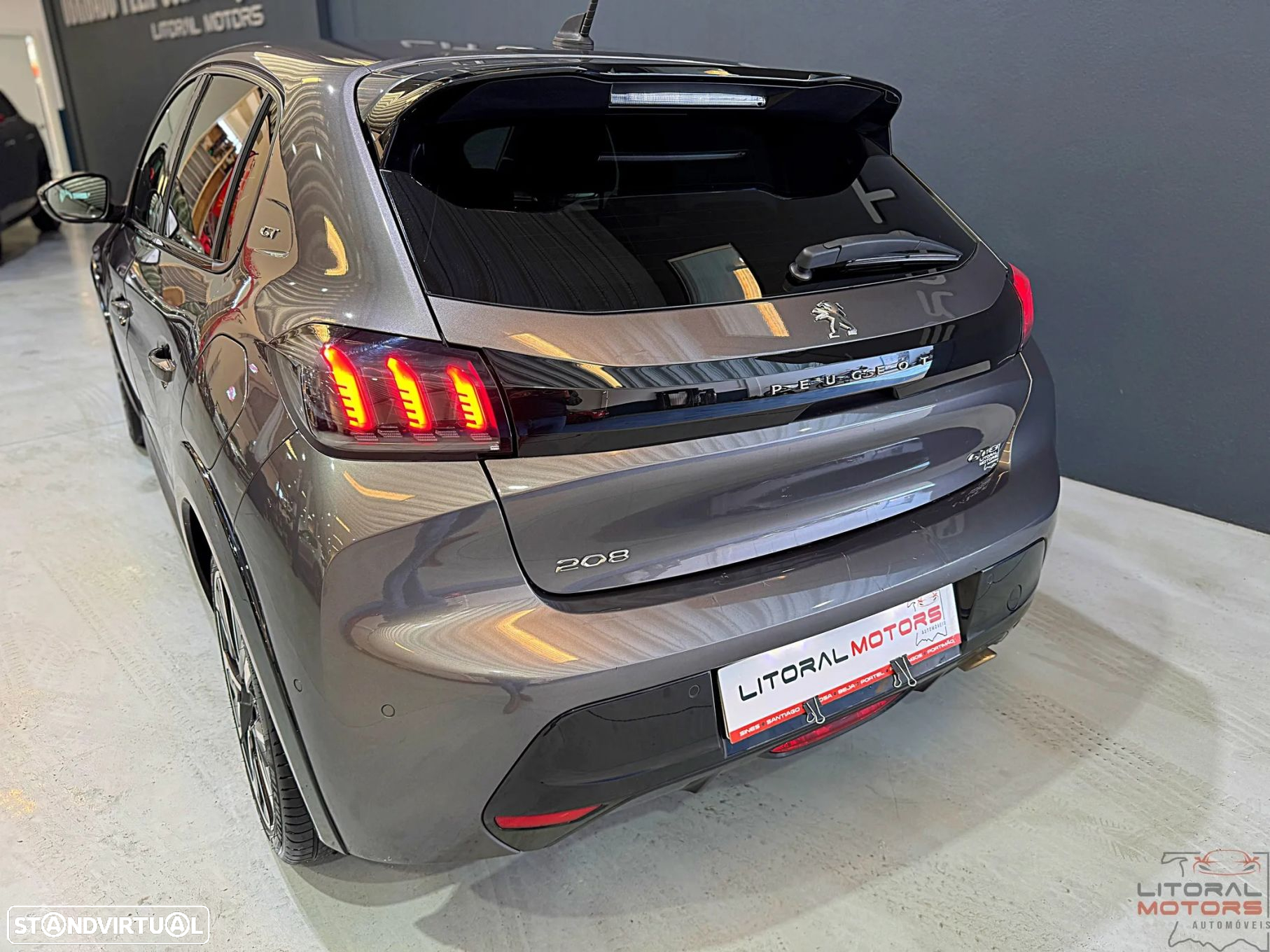 Peugeot 208 1.2 PureTech GT EAT8 - 9
