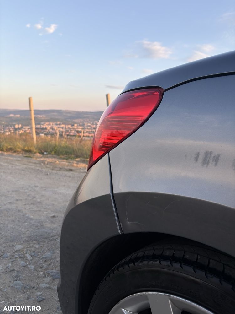 Peugeot 207 1.6 VTi Sport Pack - 16