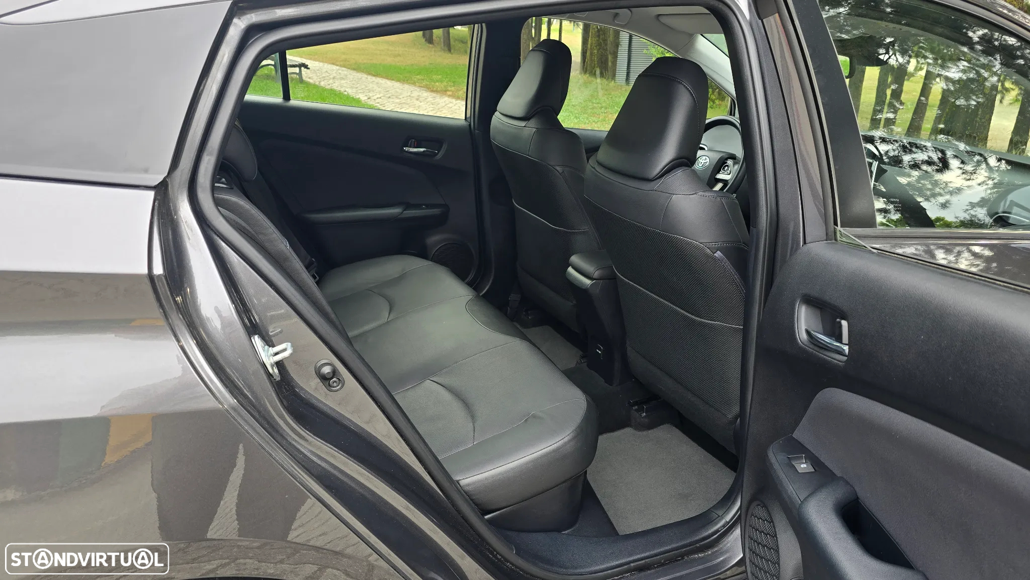 Toyota Prius 1.8 Luxury Pele+Pack Techno - 35